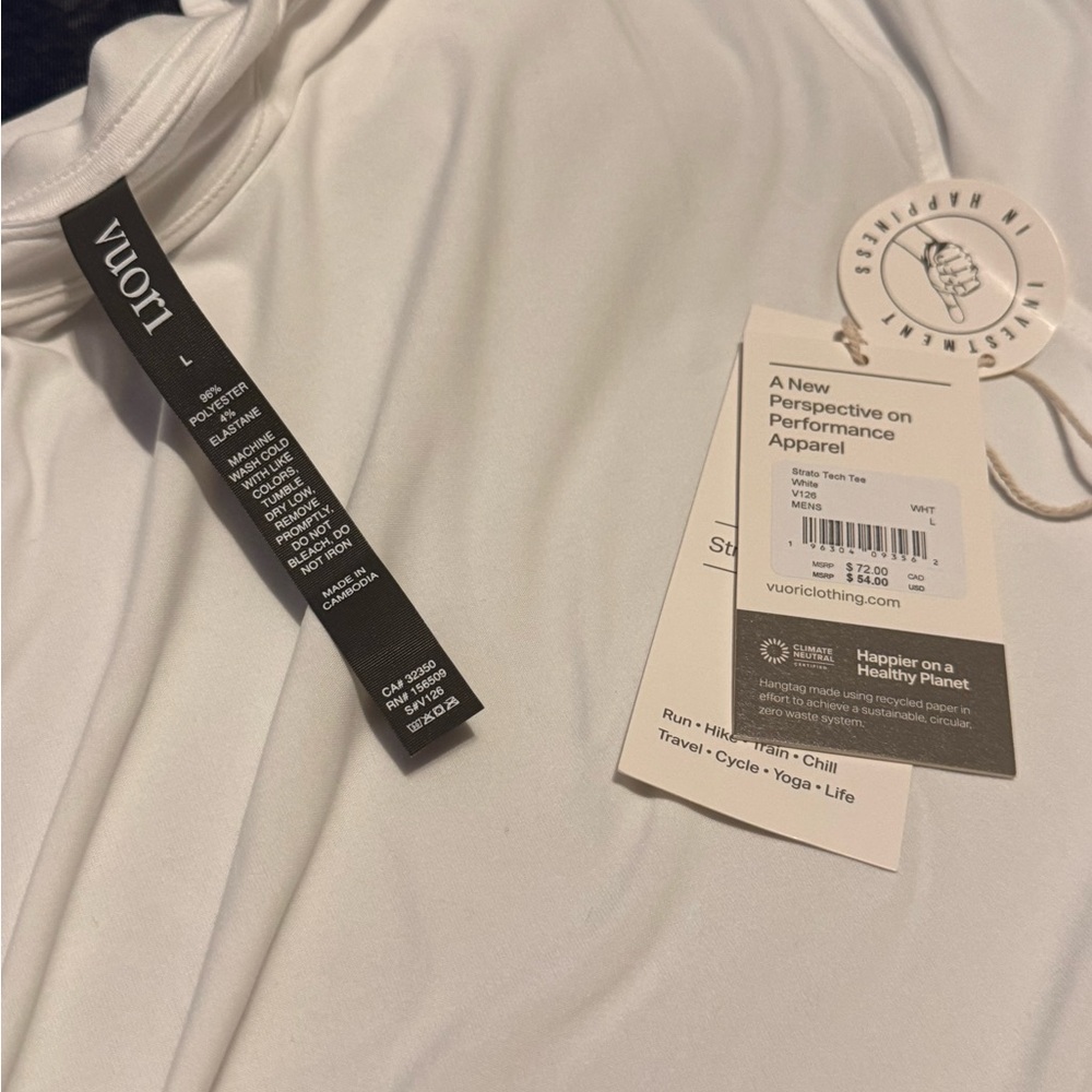 Vuori Strato Tech White Short Sleeve Tee - Picture 3 of 4
